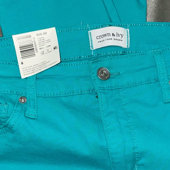 🦋Crown & Ivy Twill Cropped Jeans - Picture 3 of 7